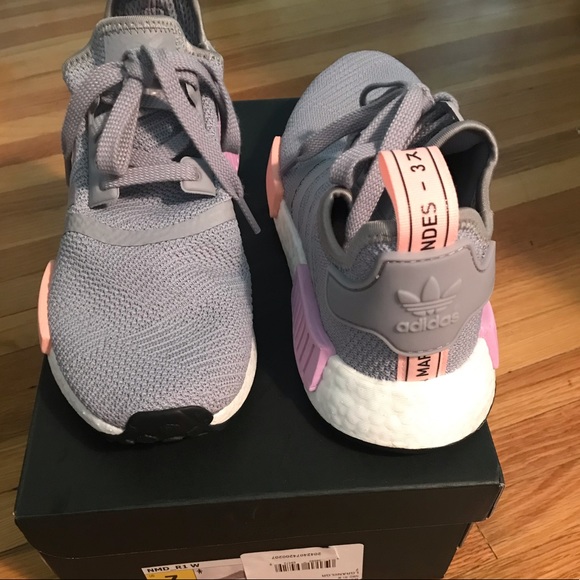 adidas Shoes - Adidas NMD R1